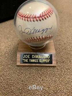 JOE DiMAGGIO HAND SIGNED MLB BASEBALL AUTOGRAPH COA/GAI