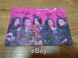 Signed ITZY Autographed Group Photo Freeshipping 