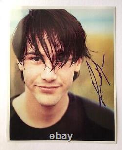 Keanu Reeves Hand Signed Autographed Vintage 8 x10 Photo includes COA