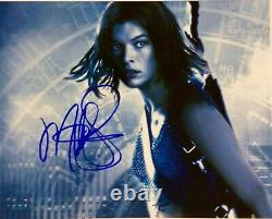 MILLA JOVOVICH Resident Evil Autographed 10 x 8 Hand Signed Photo COA