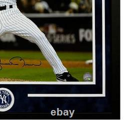 Mariano Rivera Hand Signed & Framed New York Yankees 16x20 Baseball Photo