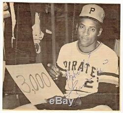 Roberto Clemente Pittsburgh Pirates 3000 Hits Autograph Hand Signed 8x8 Clipping