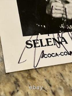 SELENA QUINTANILLA HAND Signed Autographed 8 x 10 Photograph 1994 NOT A REPRINT
