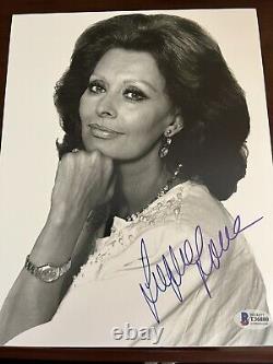 Sophia Loren Hand Signed Autographed Italian Sex Symbol Icon Beckett Bas Coa