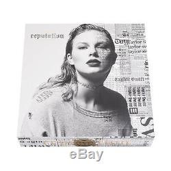 TAYLOR SWIFT AUTOGRAPHED Photo Reputation Tour Collectors VIP Box HAND SIGNED