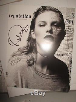 TAYLOR SWIFT AUTOGRAPHED Photo Reputation Tour Collectors VIP Box HAND SIGNED