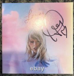 Taylor Swift Autographed Hand Signed Lover Booklet + ME! CD Single Beckett Cert