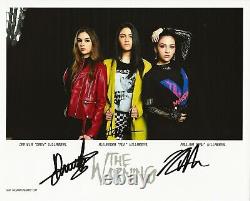 The Warning REAL hand SIGNED 8x10 Photo #4 COA Autographed