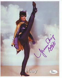 YVONNE CRAIG HAND SIGNED 8x10 COLOR PHOTO SEXY LEGKICK AS BATGIRL JSA