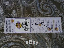(1/1) Kobe Bryantautographedhand Signed'96-97 Rookie Année Éliminatoire Ticketrare