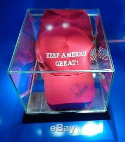 Authentique Keep America Grand Chapeau Main Signé Par Le Président Donald Trump
