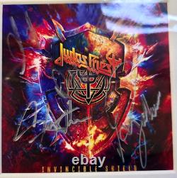 Autographes montés signés à la main de Judas Priest avec certificat 18 x 12 par le groupe