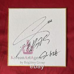 BTS Suga Shikishi Art Board Autograph 	<br/>
  <br/> 	

Autographe sur le tableau d'art Shikishi de BTS Suga