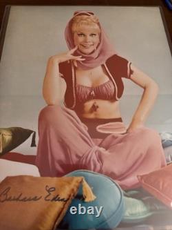 Barbara Eden Je rêve de Jeannie 11x14 Signé à la main Autographe JSA Témoin COA