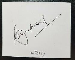 Bobby Moore Autographe Signé À La Main West Ham Utd & Angleterre Coupe Du Monde 1966 Capitaine