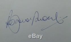 Bobby Moore Signée À La Main Autograph Capitaine West Ham Utd Angleterre Coupe Du Monde 1966
