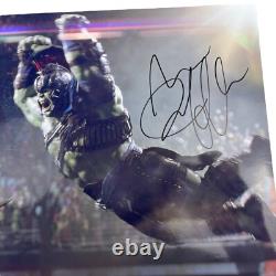 CHRIS HEMSWORTH Thor & MARK RUFFALO Hulk Photo signée à la main 8x11 COA (RA)