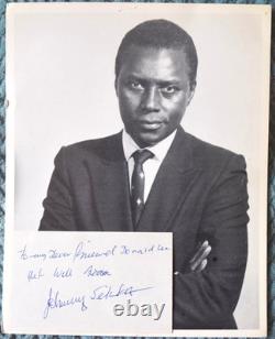 Carte signée à la main par Johnny Sekka
