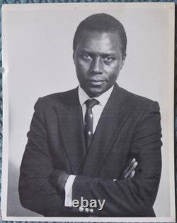 Carte signée à la main par Johnny Sekka