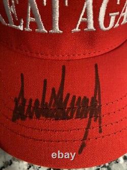 Donald Trump Signée À La Main Maga Officiel Red Hat Snapback Président Autographié