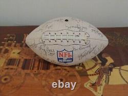 FOOTBALL D'AUTOGRAPHE SIGNÉ À LA MAIN PAR DES ANCIENS DE LA NFL D'OCCASION