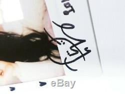 Hyo Jung (oh My Girl) Autographié Main Polaroid