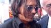 Johnny Depp Signant Des Autographes