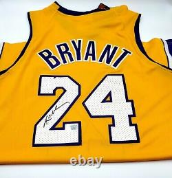 Kobe Bryant Lakers Signé À La Main Autographié 2009 #24 Yellow Swingman Jersey Coa