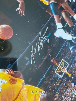 Kobe Bryant Main Signée Autographié 16x20 Photo L. A. Lakers Avec Shaq Psa/ Adn