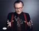 Larry King Photo Couleur 8x10 SignÉe À La Main, Superbe Pose Rare Pour Bob Jsa