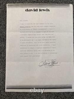 Lettre signée à la main de David Lewis avec photo de 5,5 x 3,5 pouces