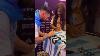 Lionel Messi Signant Des Autographes