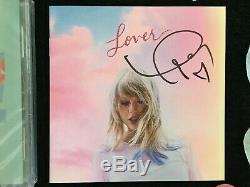 Livret Amoureux Signé Taylor Swift + Me! Autographe Unique À La Main Sur CD