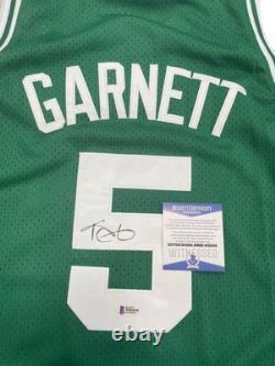 Maillot de basketball Kevin Garnett vert signé à la main avec certificat d'authenticité BAS