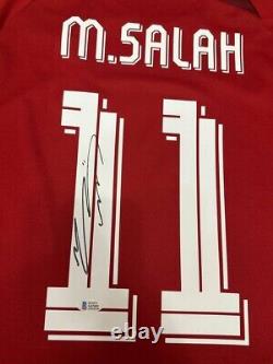 Maillot signé à la main avec autographe de Mohamed Salah de Liverpool et authentifié par BAS
