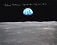 Michael Collins Apollo 11 -earthrise- Nasa A La Main Signé 8 X 10 Photo Withcoa Mint
