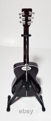 Neil Diamond VÉRITABLE guitare mini SIGNÉE à la main JSA COA Autographié Sweet Caroline