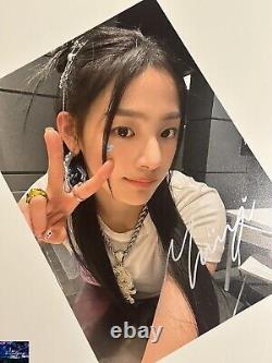 Nouvelle photo signée à la main de l'autographe de Minji Jeans