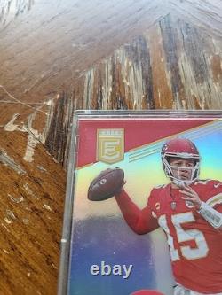 PATRICK MAHOMES II 2023 Panini-Donruss Elite #83 (AUTOGRAPHE MANUSCRIT) Avec COA (FSG)