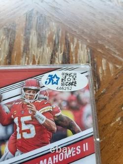 PATRICK MAHOMES II 2023 Panini-Donruss Elite #83 (AUTOGRAPHE MANUSCRIT) Avec COA (FSG)