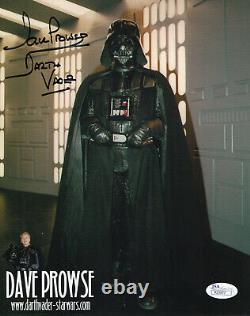 PHOTO COULEUR DAVE PROWSE SIGNÉE À LA MAIN 8x10 POSE INCROYABLE DARTH VADER JSA