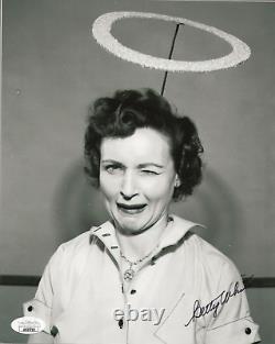 Photo authentique signée à la main par Betty White #2 JSA COA - Autographes Golden Girls.