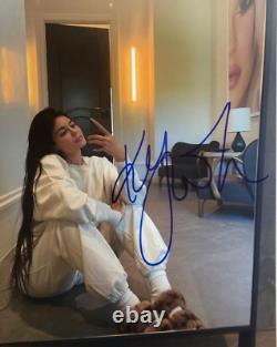 Photo autographiée de Kylie Jenner 8 x 10 avec un certificat d'authenticité