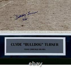 Photo de football de 16x20 des Chicago Bears signée à la main et encadrée par Clyde Bulldog Turner