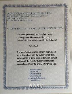 Photo dédicacée à la main de Taylor Swift avec certificat d'authenticité en parfait état