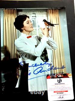 Photo signée de Julie Andrews magnifique - tenant Robin - Certificat d'authenticité de Mary Poppins