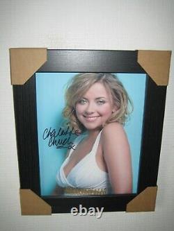 Photographie signée à la main de Charlotte Church (8x10) encadrée + CoA