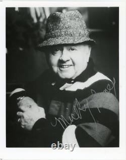 Photographie signée à la main par Mickey Rooney + COA