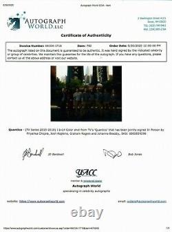 RARE! Photo couleur 11X14 signée à la main par le casting de Quantico avec certificat d'authenticité mondial