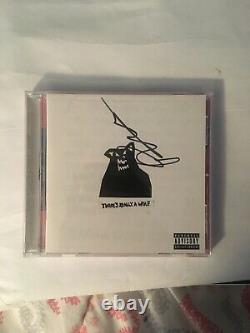 Russ Rapper Hand Signé CD Autographié Theres Really A Wolf Withproof Framed